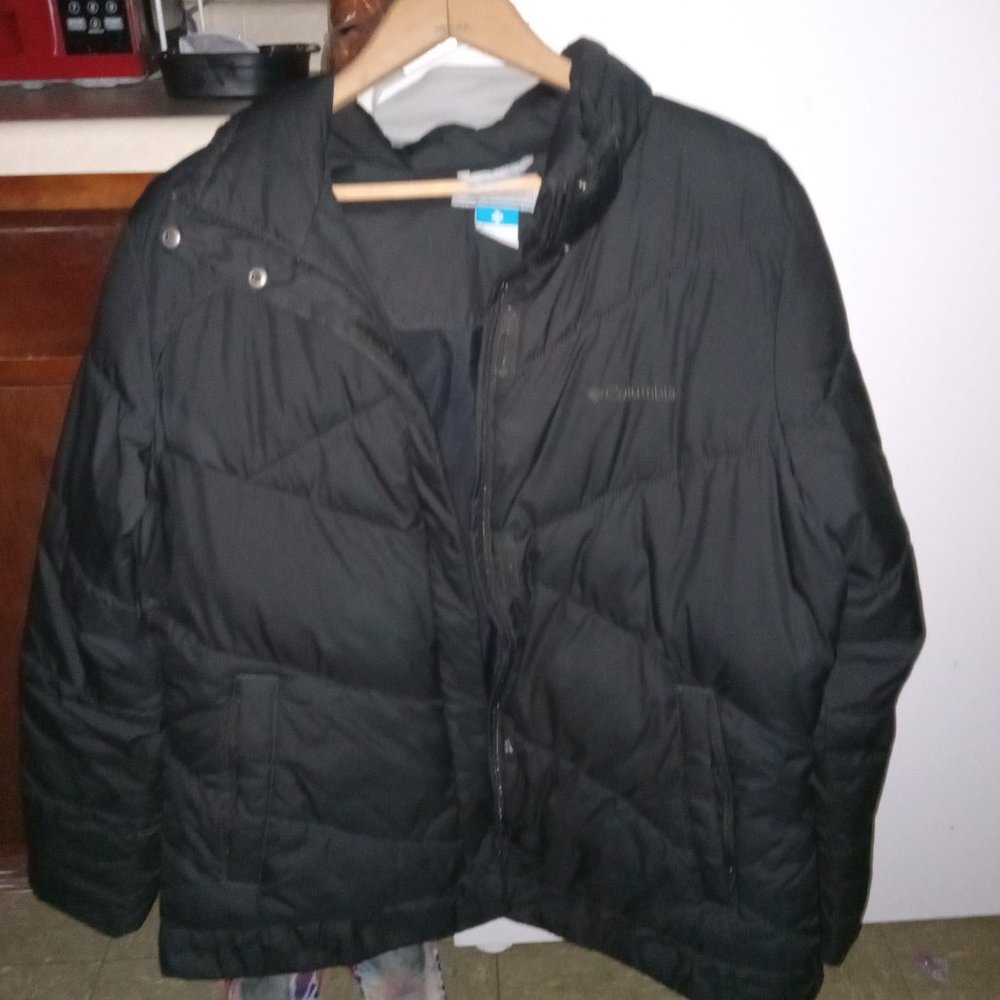 Colombia puffer black coat